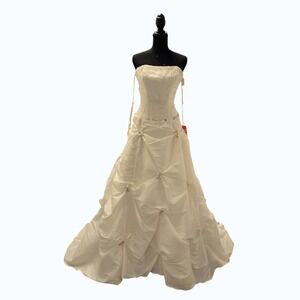 Emerald Bridal 5102 Strapless Beaded Pick-Up Wedding Dress Ivory Size 6 NEW